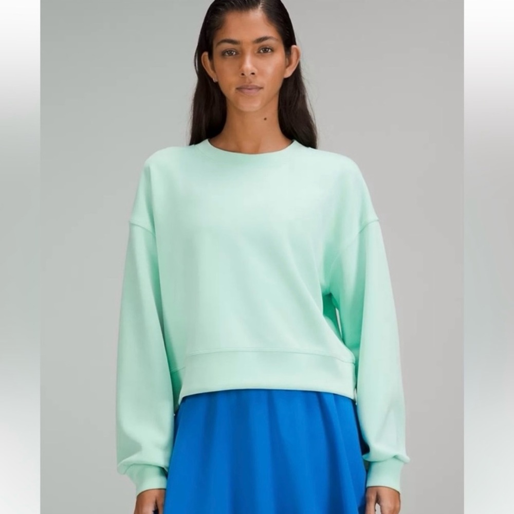 Lululemon Wild Mint, Perfectly Oversized Cropped Crew, NEW condition